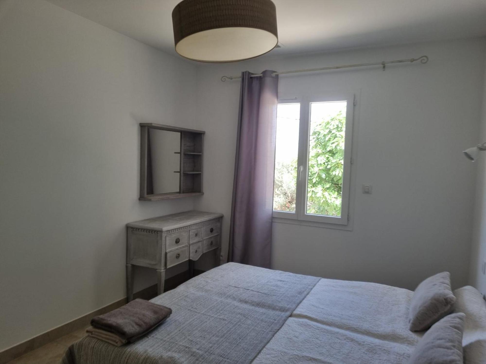 Villa Au Fil De Soi à Saint-Julien-de-Peyrolas Chambre photo