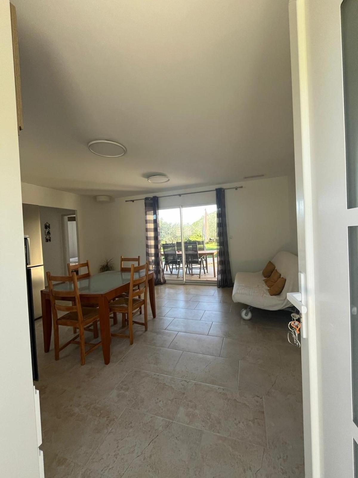 Villa Au Fil De Soi à Saint-Julien-de-Peyrolas Chambre photo